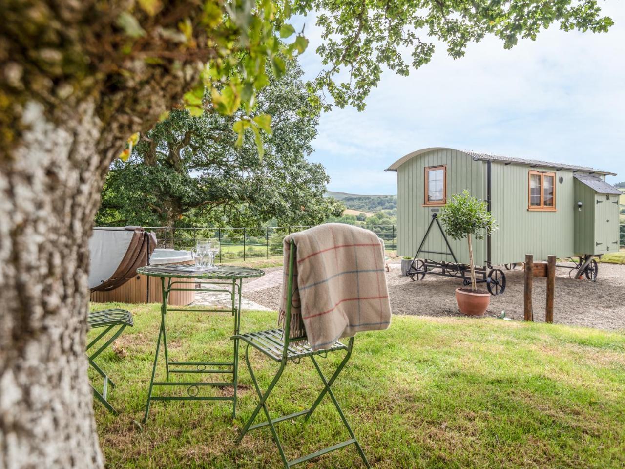 Padarn'S Hut Βίλα Llanbadarn Fynydd Εξωτερικό φωτογραφία